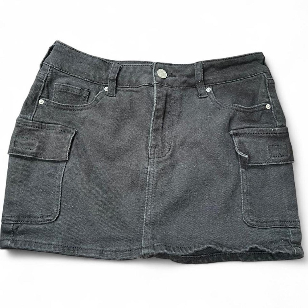 Pacsun black cotton denim cargo skirt size 25